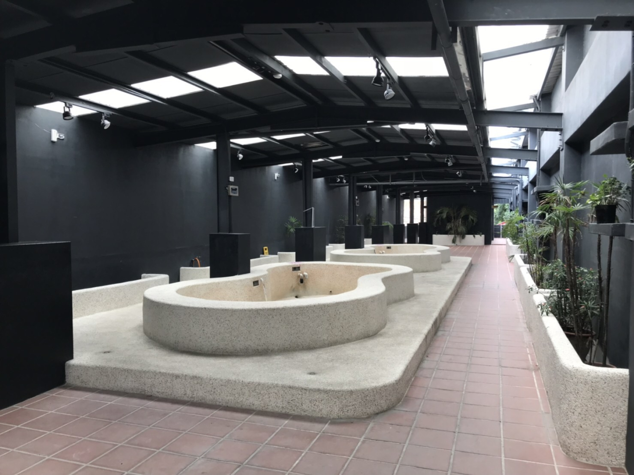 金暉大飯店戶外休閒湯池-在台東鹿野大自然間享受放鬆的泡湯時光